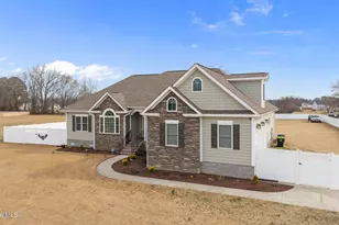 2889 Beddard Rd, Grimesland, NC 27837 - Photo 2