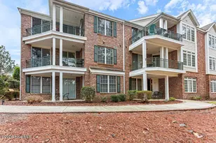 1815 Woodbrooke Dr, Southern Pines, NC 28387 - Photo 1