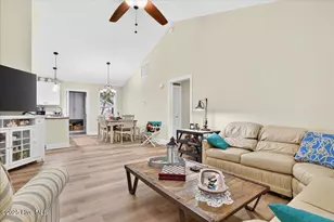 104 NE 40th St, Oak Island, NC 28465 - Photo 16