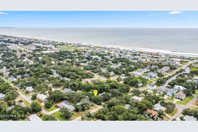104 NE 40th Street, Oak Island, NC 28465 - Photo 4
