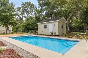 104 NE 40th St, Oak Island, NC 28465 - Photo 46
