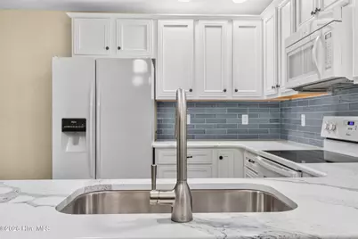 104 NE 40th Street, Oak Island, NC 28465 - Photo 20