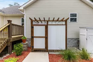 104 NE 40th St, Oak Island, NC 28465 - Photo 44