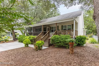 104 NE 40th Street, Oak Island, NC 28465 - Photo 6