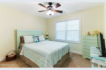 104 NE 40th Street, Oak Island, NC 28465 - Photo 32