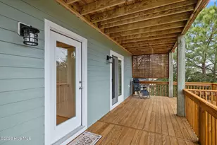 7118 Archers Creek Dr, Emerald Isle, NC 28594 - Photo 10