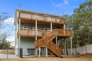 7118 Archers Creek Dr, Emerald Isle, NC 28594 - Photo 4
