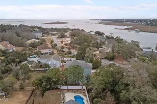 7118 Archers Creek Dr, Emerald Isle, NC 28594 - Photo 48