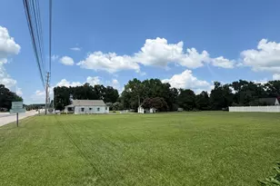 4702 Nash St N, Wilson, NC 27896 - Photo 2