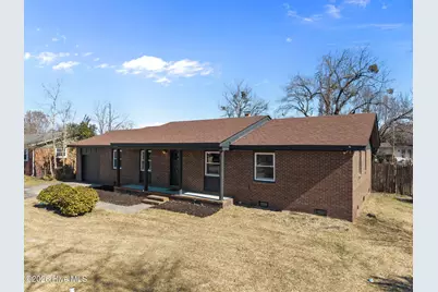 1414 Davis Street, Jacksonville, NC 28540 - Photo 2