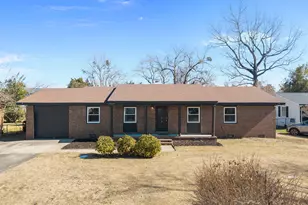 1414 Davis St, Jacksonville, NC 28540 - Photo 1