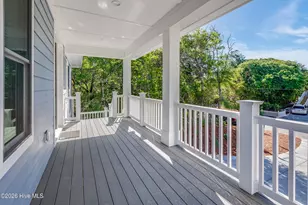 122 Arthur Dr, Emerald Isle, NC 28594 - Photo 2