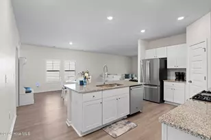 948 Bourne Dr SW, Ocean Isle Beach, NC 28469 - Photo 10