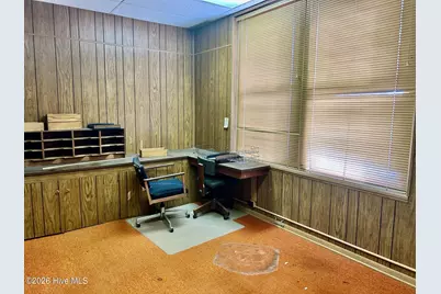 204 E Railroad Street, Laurinburg, NC 28352 - Photo 32