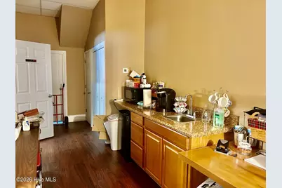 204 E Railroad Street, Laurinburg, NC 28352 - Photo 16
