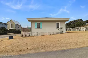 902 Ocean Dr, Emerald Isle, NC 28594 - Photo 40