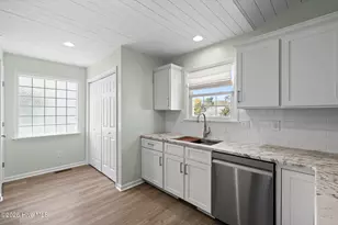 117 NE 52nd St, Oak Island, NC 28465 - Photo 12