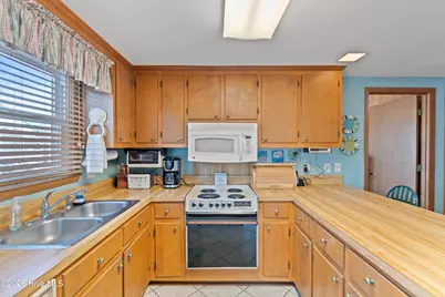 27 Scotland Street, Ocean Isle Beach, NC 28469 - Photo 10