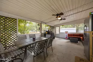 607 W Main St, Williamston, NC 27892 - Photo 34