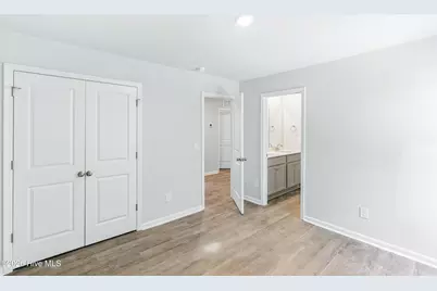 114 Muscadine Drive, Jacksonville, NC 28546 - Photo 2