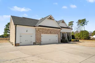 128 Becky Ln, Princeton, NC 27569 - Photo 4