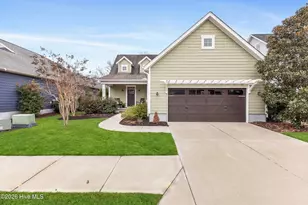 346 Hanover Lakes Dr, Wilmington, NC 28401 - Photo 1