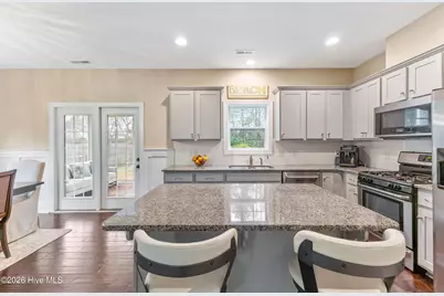 346 Hanover Lakes Drive, Wilmington, NC 28401 - Photo 16