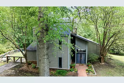 127 Hampton Drive, Washington, NC 27889 - Photo 2