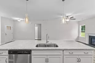 2504 Starling Ln, New Bern, NC 28562 - Photo 12