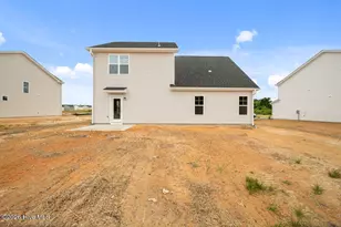 222 Seaford Ln, Aberdeen, NC 28315 - Photo 2