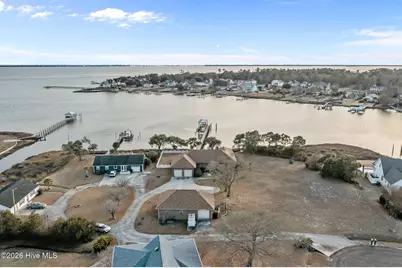 200 Pelican Drive, Newport, NC 28570 - Photo 14