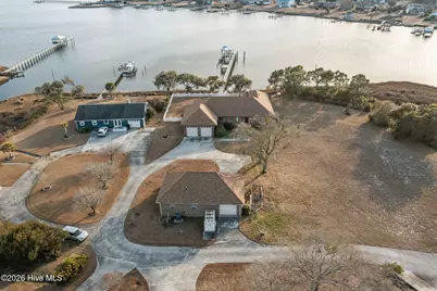 200 Pelican Drive, Newport, NC 28570 - Photo 2