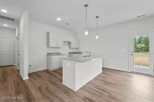 158 Seaford Ln, Aberdeen, NC 28315 - Photo 6