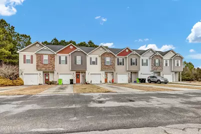 319 Cedar Island Trail, Holly Ridge, NC 28445 - Photo 4