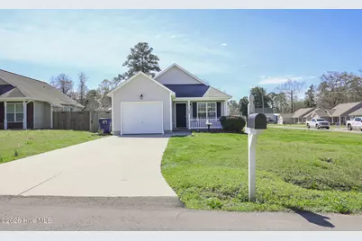 707 Fifth Street, Maysville, NC 28555 - Photo 1