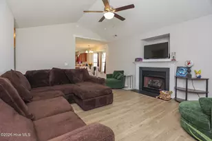 707 5th St, Maysville, NC 28555 - Photo 8