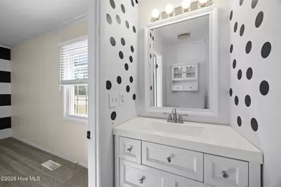 323 Cardinal Road, Jacksonville, NC 28546 - Photo 16