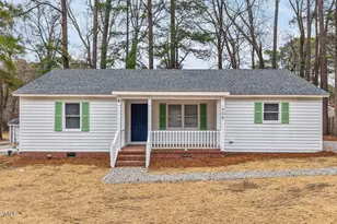 905 Beechwood Dr, Rocky Mount, NC 27803 - Photo 2