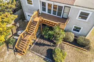 714 Ocean Blvd, Topsail Beach, NC 28445 - Photo 4