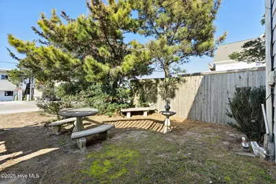 714 Ocean Boulevard, Topsail Beach, NC 28445 - Photo 6