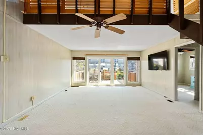 714 Ocean Boulevard, Topsail Beach, NC 28445 - Photo 12