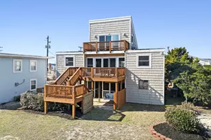 714 Ocean Blvd, Topsail Beach, NC 28445 - Photo 2