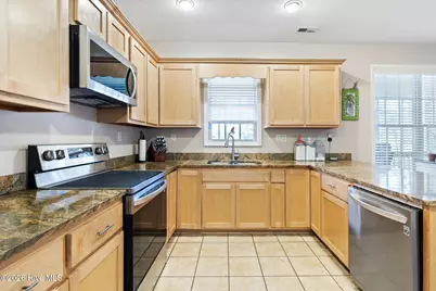 205 Port Side Drive, Sneads Ferry, NC 28460 - Photo 12