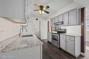 1208 Caracara Dr, New Bern, NC 28560 - Photo 12