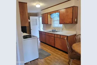 735 W Philadelphia Avenue, Pinebluff, NC 28373 - Photo 4