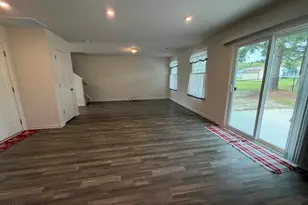 2142 Carriage Dr, Kinston, NC 28504 - Photo 12