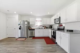 2142 Carriage Dr, Kinston, NC 28504 - Photo 22