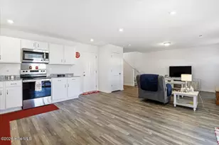 2142 Carriage Dr, Kinston, NC 28504 - Photo 20