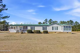 51 Shaw Rd, Riegelwood, NC 28456 - Photo 2