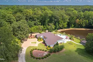 101 Elizabeth Rd, Elizabethtown, NC 28337 - Photo 6